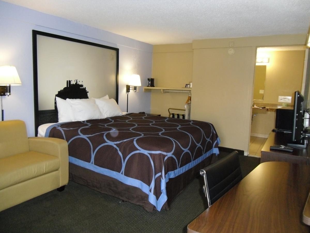 Super 8 By Wyndham Lantana West Palm Beach Esterno foto