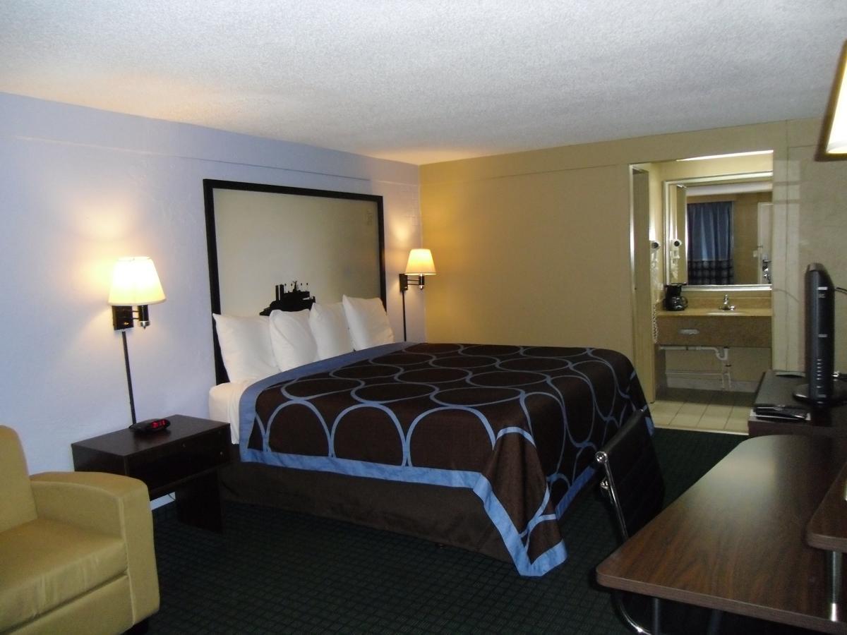 Super 8 By Wyndham Lantana West Palm Beach Esterno foto